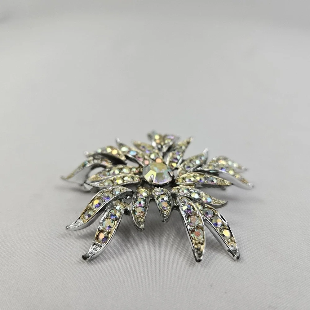 Vtg Sarah Coventry Aurora Blaze Brooch Borealis Pin Iridescent  Costume Jewel